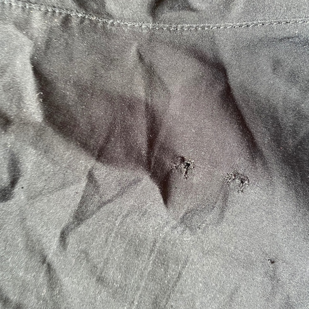 🎉Underarmour Athletic workout short Size xsmall - Picture 3 of 5
